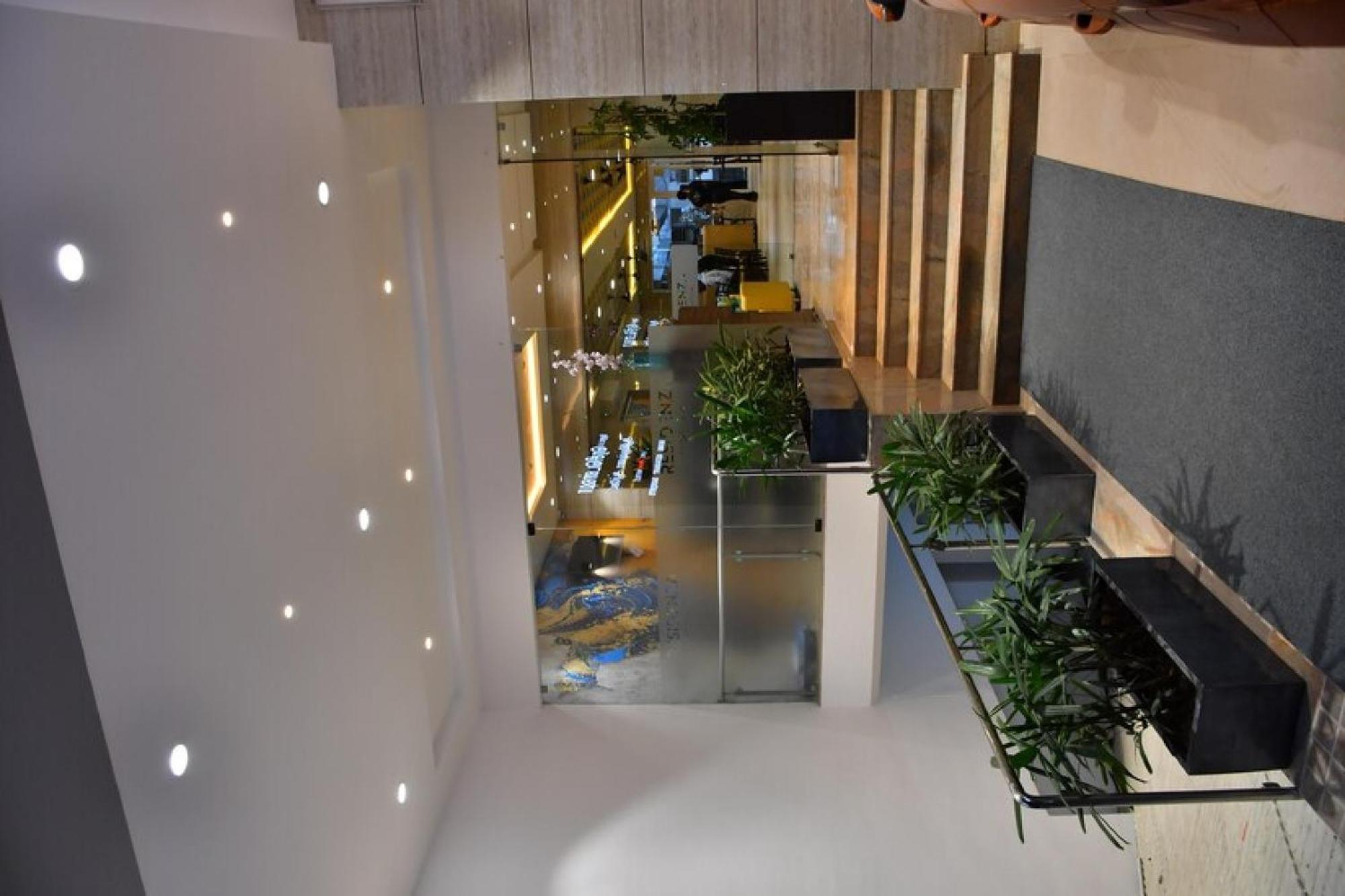 Residenza Adhikrishna Arcade Hotel Erode Exterior photo